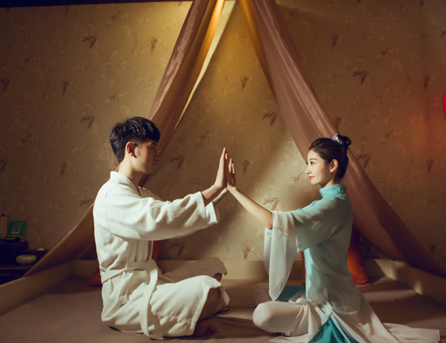 上海长宁区水疗与创造力：当大脑在漂浮中重启